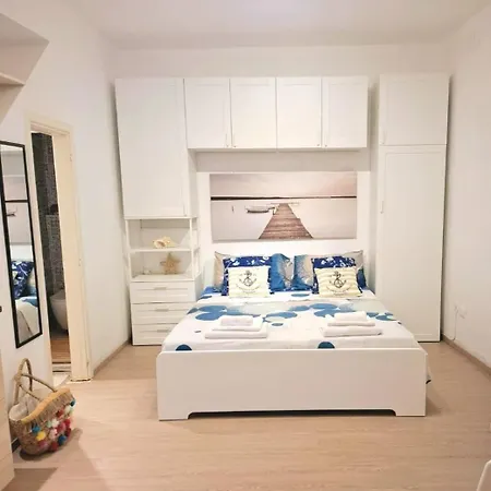 La Casetta Dei Paceri Apartment *